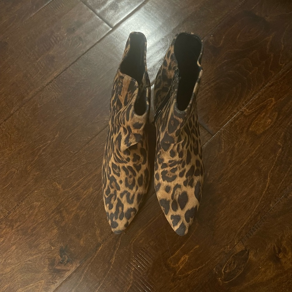 Rampage Leopard Print boots 10M